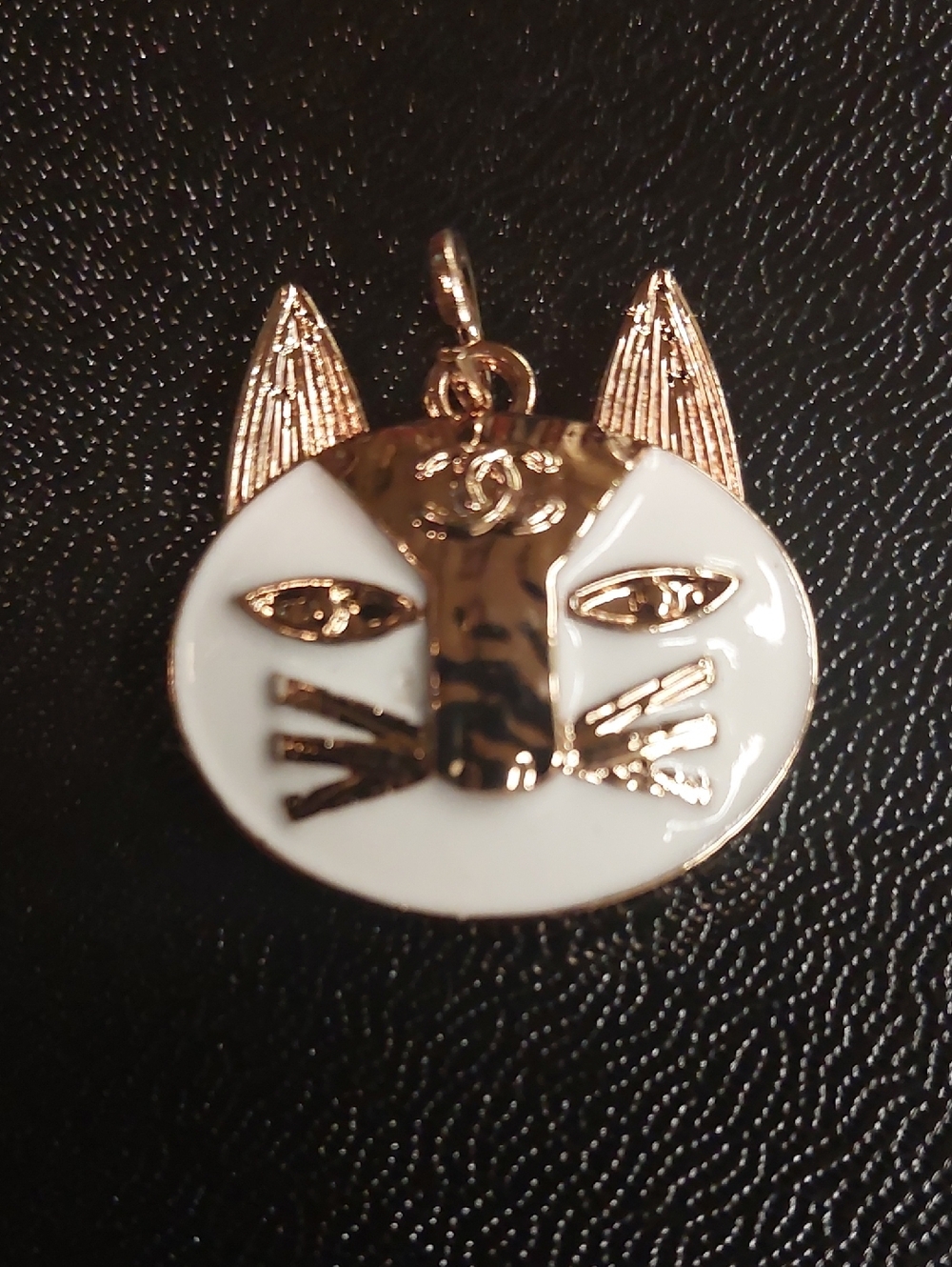 CC White & Gold Cat Face Charm Pendant